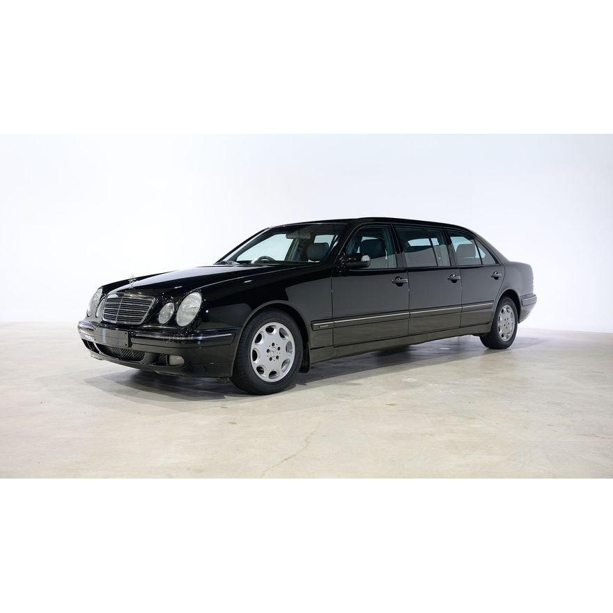 E-Class Limousine wedding vehicle photo 1