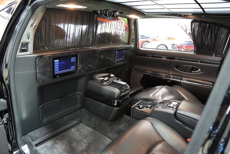Maybach 62S wedding vehicle photo 1
