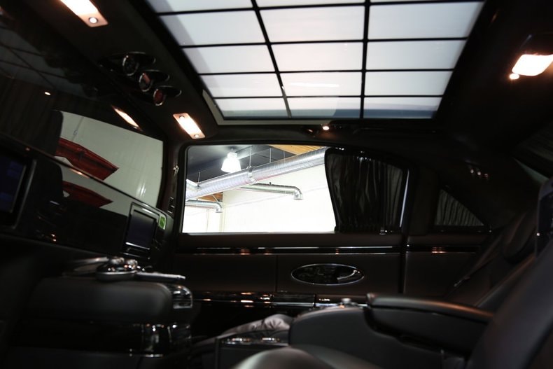 Maybach 62S wedding vehicle photo 8