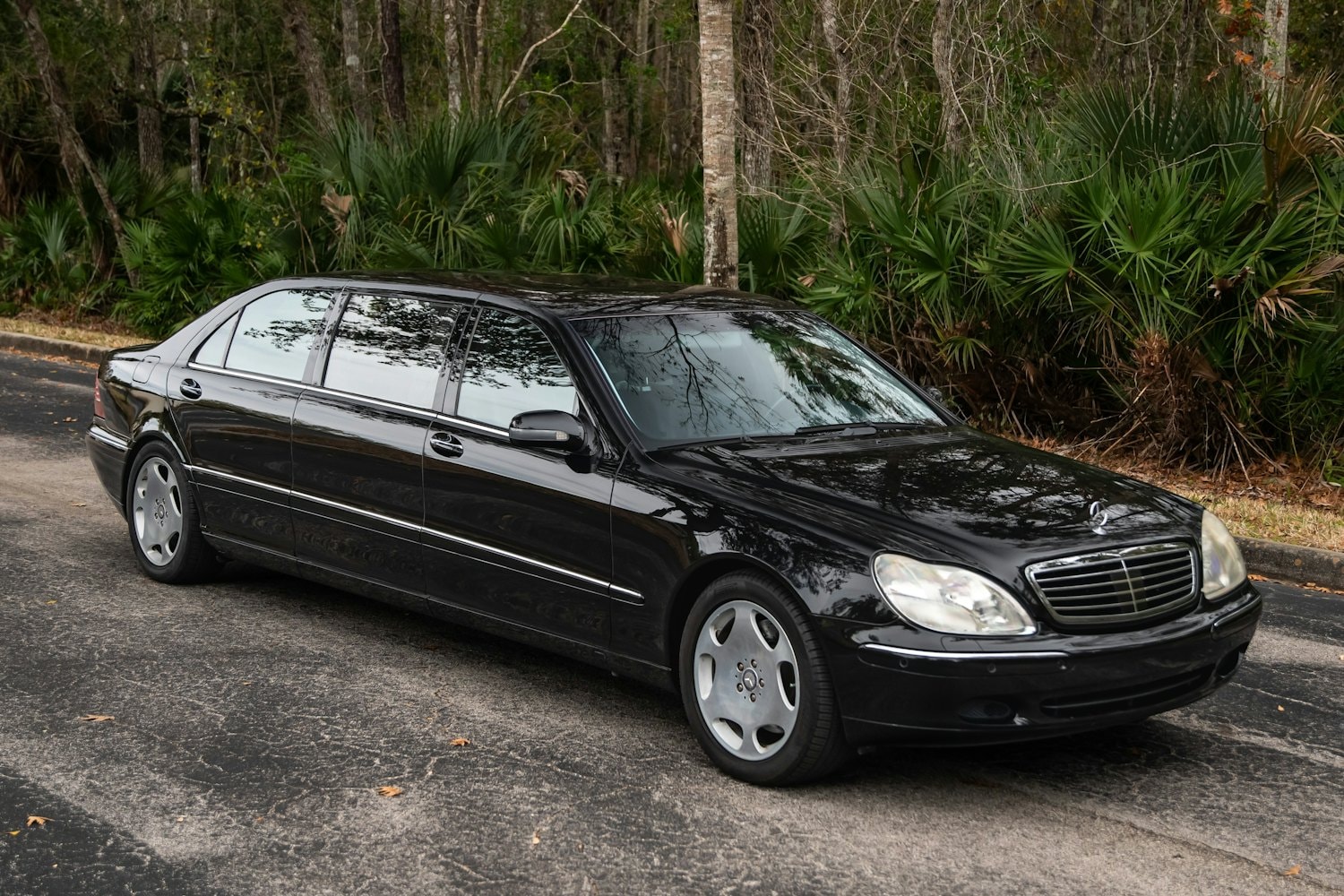 S-Class Pullman Limousine wedding vehicle photo 1