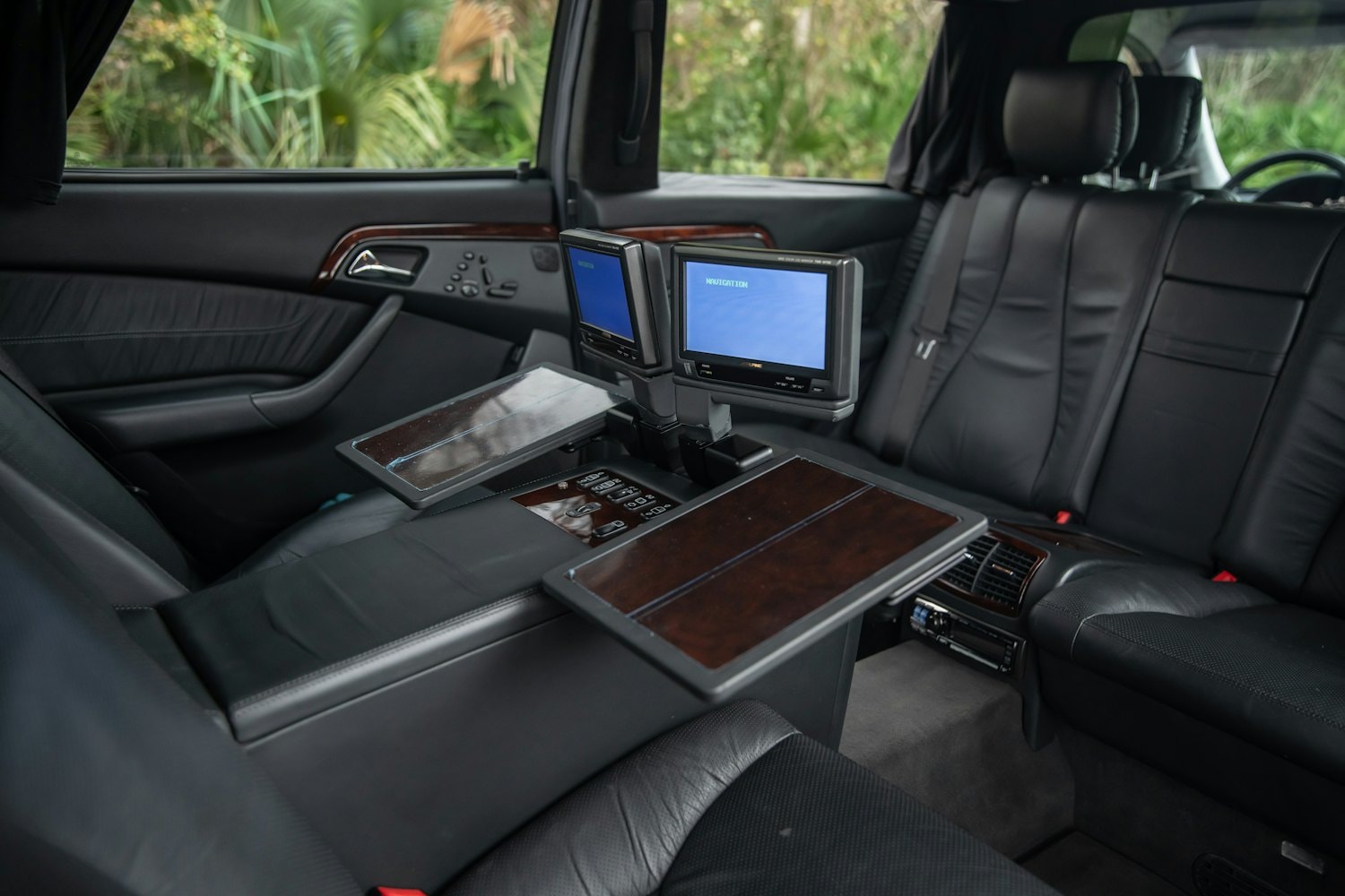 S-Class Pullman Limousine wedding vehicle photo 2