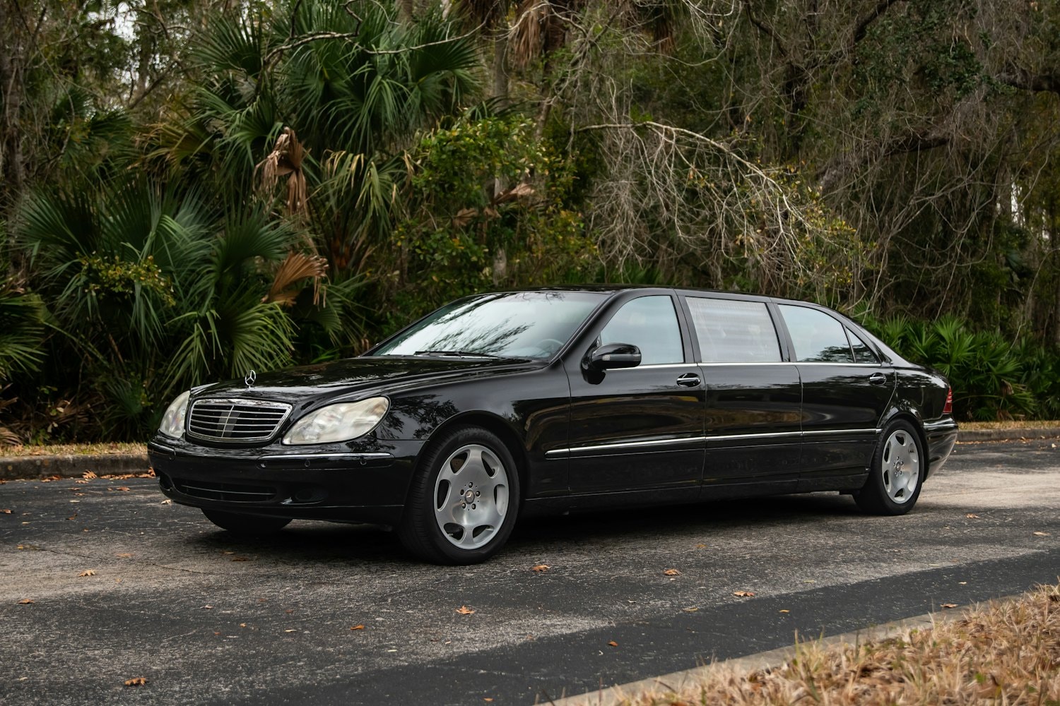 S-Class Pullman Limousine wedding vehicle photo 5